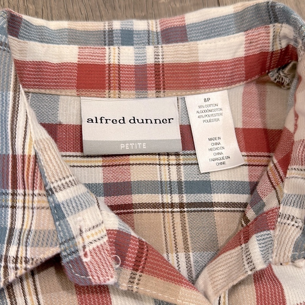Alfred Dunner plaid button down shirt - Picture 5 of 5